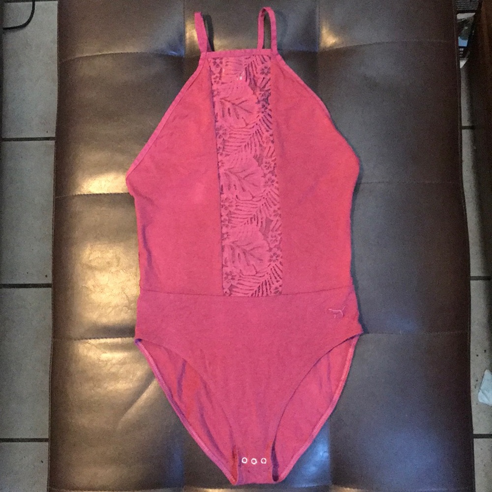 VS PINK laced top XS